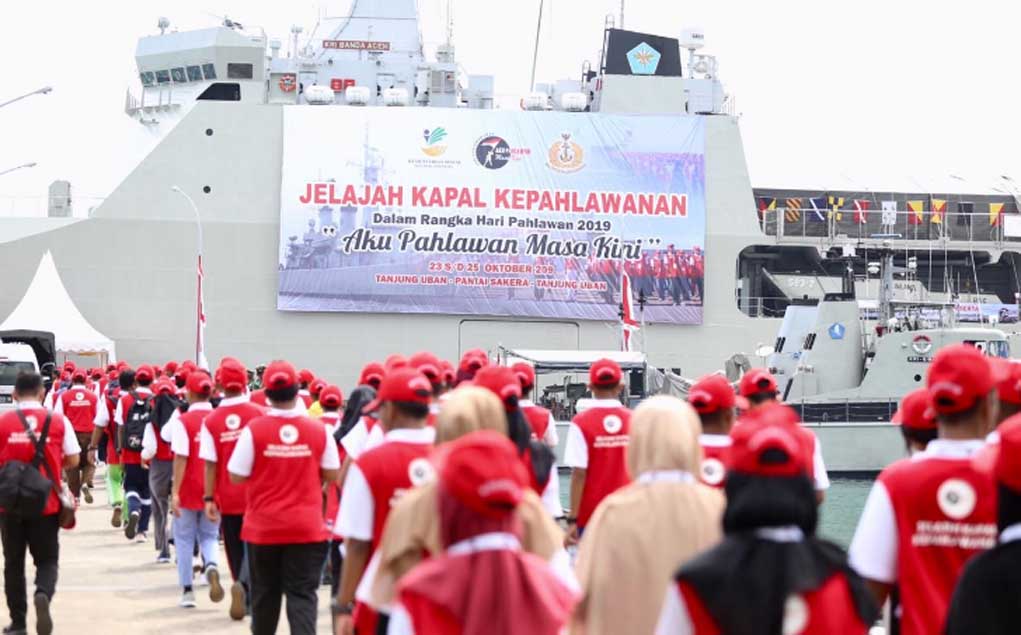 Ratusan Generasi Millenial Ikuti Jelajah Kapal Kepahlawanan di Riau