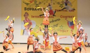 Bawakan Tari Toraya Mangkasara, UNHAS Raih Juara di Kompetisi Tari Dunia