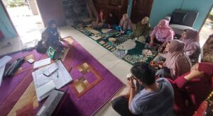 Optimalkan Pengolahan Ubi Kayu, Tim CLOUD9 Gelar Edukasi Pengolahan bersama Kelompok Wanita Tani dan Karang Taruna